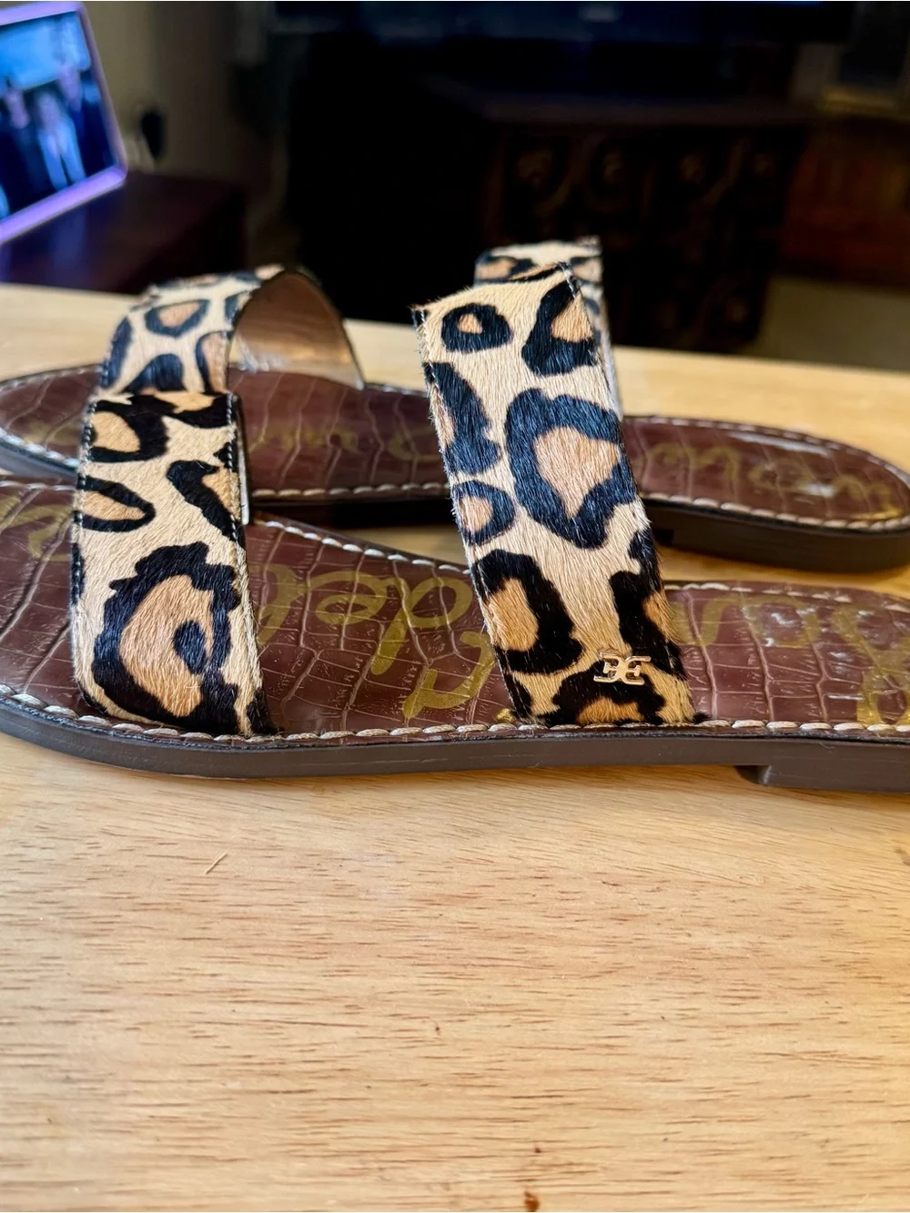 Leopard Print Double Strap Slide Sandals - Picture 2 of 4